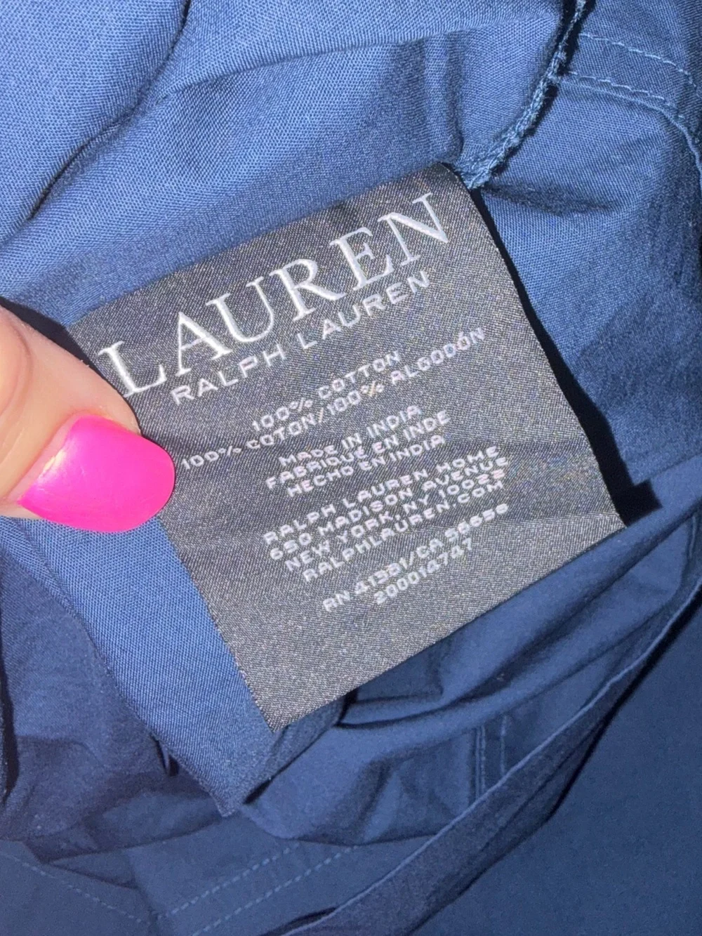 Like new Lauren Ralph Lauren KING 4Pc  Sheet Set Navy blue